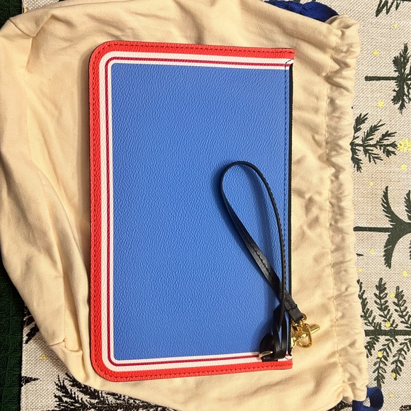 Louis Vuitton Neverfull Game On POUCH new, never used. Authentic. - Picture 2 of 11
